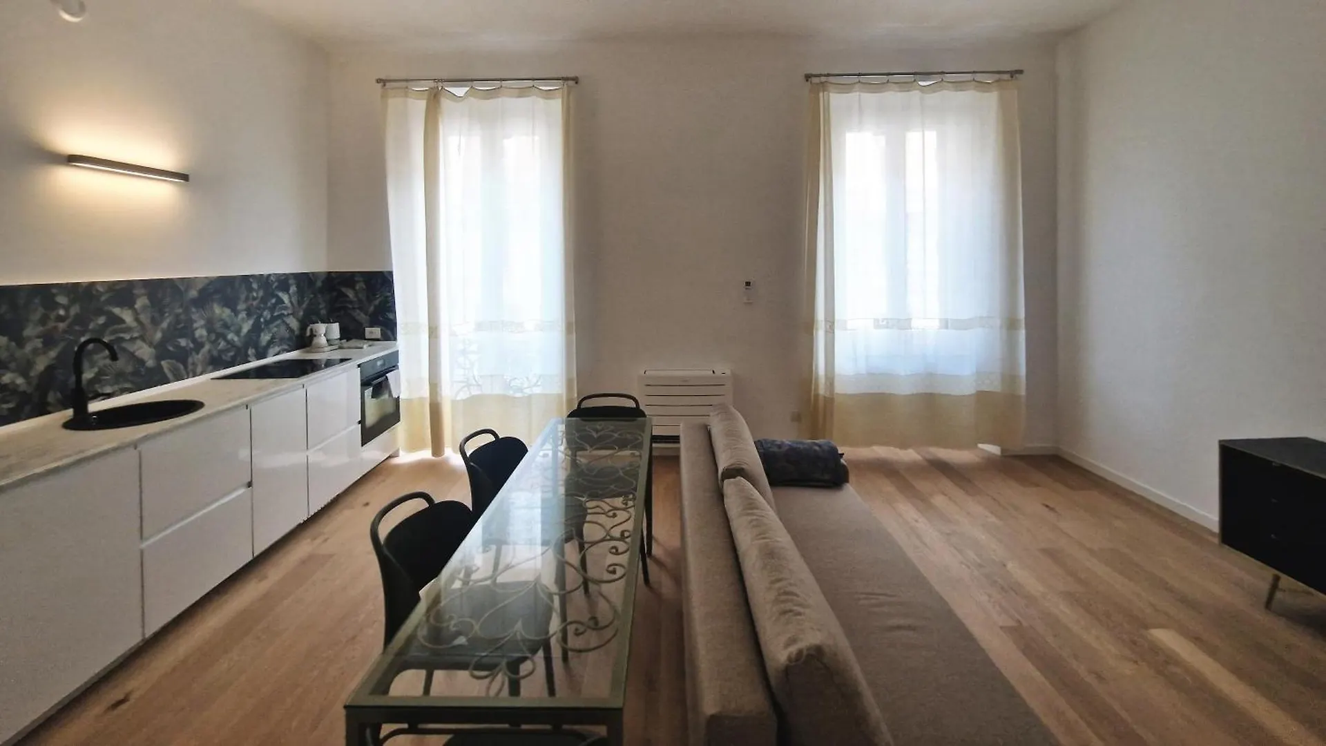 Dalia Apartment Mediolan Włochy