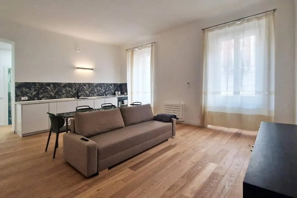 Dalia Apartment Milan